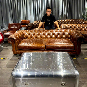 Canapé Chesterfield 3 places en cuir véritable, style vintage américain rétro - Product Image 1