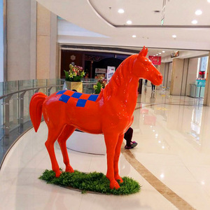 Sculpture de cheval en résine, décoration d'animal durable à poser au sol en extérieur - Product Image 3