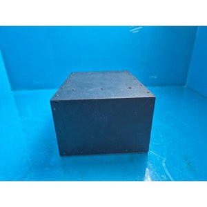 Générateur de puissance micro-ondes AMAT MW-5002 MW-5002-00, utilisé tel quel, pièces d'équipement semi-conducteur d'occasion - Product Image 4