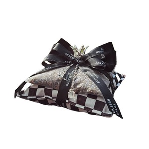 Sacs de <span class=keywords><strong>voiture</strong></span> Charbon de bambou activé Rafraîchisseur <span class=keywords><strong>d</strong></span>'air de <span class=keywords><strong>voiture</strong></span> à arc <span class=keywords><strong>naturel</strong></span> Éliminateur <span class=keywords><strong>d</strong></span>'odeurs écologique et <span class=keywords><strong>absorbeur</strong></span> <span class=keywords><strong>d</strong></span>'<span class=keywords><strong>humidité</strong></span> - Product Image 5