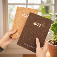 Coffret Cadeau 2027 A5 : Carnet en Liège Écologique avec Couverture en Cuir, Reliure Thermique/Spirale, Feuilles Mobiles, Journal à Couverture Rigide et Stylo