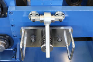 Máquina formadora de correas en forma de CZ de alta precisión Máquina formadora de rollos para Material de construcción - Product Image 4