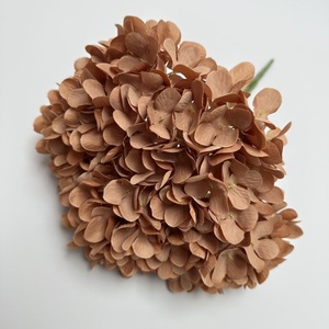 Fleurs d'hortensia artificielles au toucher réel, hortensia en latex réaliste pour la décoration de tables de fête, d'hôtel et de mariage - Product Image 4