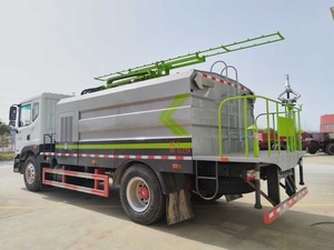 Véhicule de nettoyage haute pression pour panneaux solaires photovoltaïques tout-terrain, tracteur horizontal à quatre roues motrices pour le nettoyage des réservoirs d'eau solaires - Product Image 4