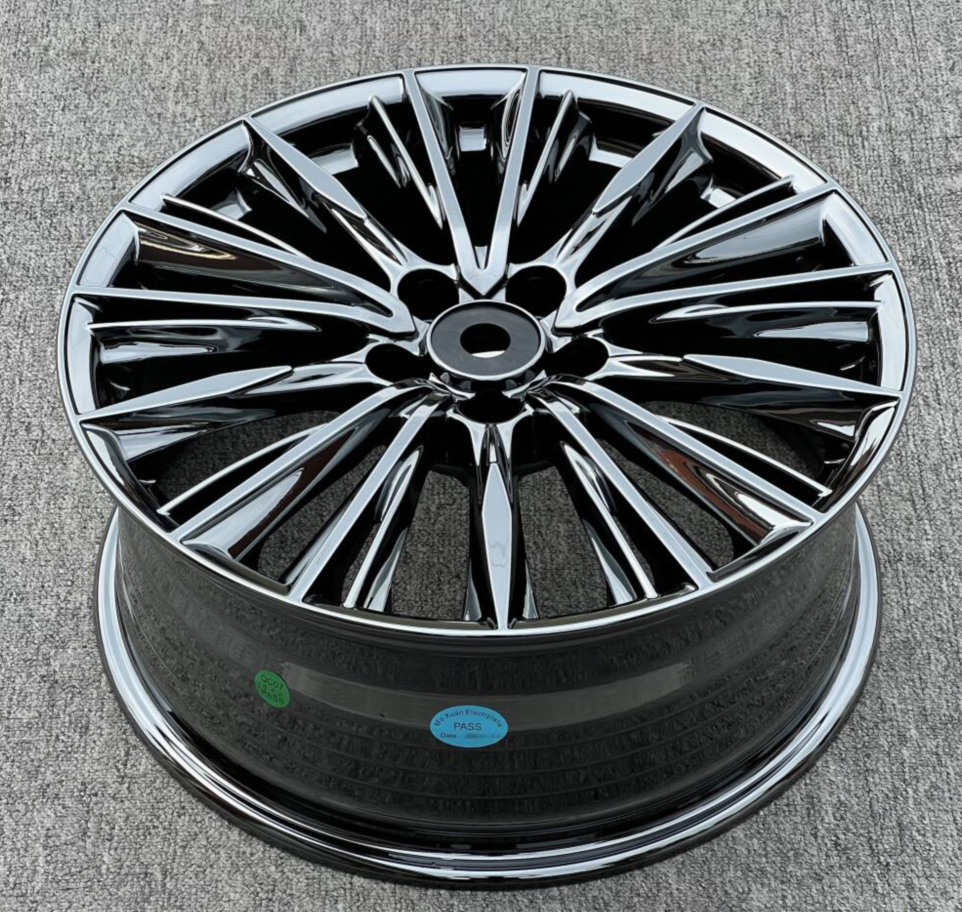 หน้ากลึงสีดำ