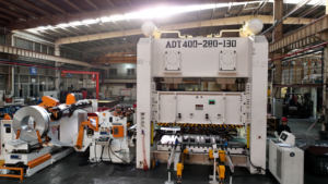 HAIWEI 3-in-1 ontrol-, richt- en toevoermachine voor perslijn plaatbewerking, 5T capaciteit, 15m/min toevoersnelheid - Product Image 5