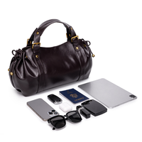 Sac fourre-tout décontracté pour femme en PU souple, couleur unie, doublure polyester, capacité 20-35L, avec rivets et fermeture éclair, sac à bandoulière