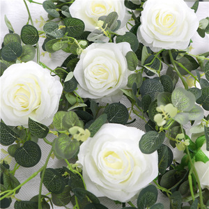 Shinhana Jun - Guirnalda de Rosas Artificiales de 2 m, Flores de Seda para Decoración de Bodas y Hogar, Hojas Verdes, Flores de Simulación - Product Image 4