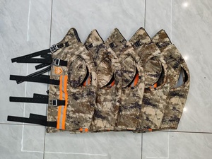 <span class=keywords><strong>Gilet</strong></span> de protection de luxe Hound Armor <span class=keywords><strong>pour</strong></span> <span class=keywords><strong>chien</strong></span> de chasse Dogo, anti-coupure, anti-morsure, <span class=keywords><strong>en</strong></span> tissu <span class=keywords><strong>Kevlar</strong></span> matelassé, toutes saisons - Product Image 6