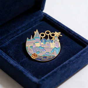 Épinglette en métal émaillé doux personnalisée, dessin animé, anime, château magique, <span class=keywords><strong>broche</strong></span> <span class=keywords><strong>de</strong></span> revers, alliage <span class=keywords><strong>de</strong></span> zinc, acier inoxydable, badge - Product Image 2