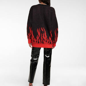 Top en tricot personnalisé <span class=keywords><strong>Cardigan</strong></span> jacquard en mélange de <span class=keywords><strong>mohair</strong></span> en <span class=keywords><strong>noir</strong></span> Pull épais d'hiver surdimensionné pour femme - Product Image 4