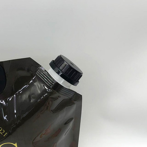 Bolsa de Plástico PE Negra Brillante de Seguridad con Impresión Personalizada, a Prueba de Fugas, con Boquilla y Asa para Líquidos Químicos - Product Image 2