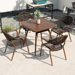 Conjunto de Muebles de Jardín, <span class=keywords><strong>Mesa</strong></span> y Sillas para Exteriores, Resistentes al Agua y a los Rayos UV, para Terrazas, Patios y Jardines, Sillas de Mimbre - Product Image 1