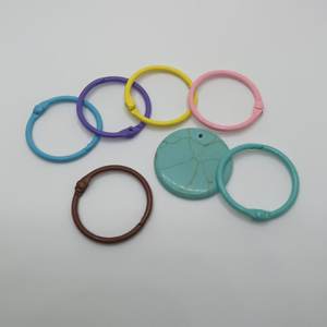 Accessoires de bijouterie DIY, style luxe léger, 30 mm, porte-clés en métal coloré peint, anneau à feuilles mobiles, anneau pour carte, chaîne de sac faite à la main - Product Image 3