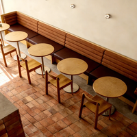 Table et chaise de restaurant en bois et cuir personnalisées haut de gamme modernes, canapé et banquette pour usage commercial