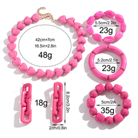 Perhiasan Musim Panas Baru Modern Aksesoris Pink Hangat Anting Rantai Geometris Kalung Hati Gelang Manik-Manik Tak Beraturan Berkilau Set