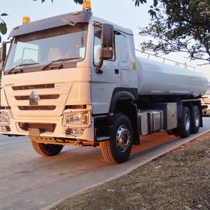 Precio <span class=keywords><strong>de</strong></span> Fábrica, Camiones Cisterna <span class=keywords><strong>de</strong></span> Agua Diésel HOWO 6x4 <span class=keywords><strong>de</strong></span> 20 Toneladas para Agua Potable <span class=keywords><strong>con</strong></span> 10 Ruedas a Bajo Precio - Product Image 3