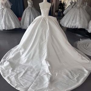 Vestido de novia de lujo Wx361 en color marfil, estilo princesa, con escote corazón, de satén suave, con cola larga tipo catedral para mujer, Jancember - Product Image 5