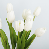 Buket Tulip Karet Premium Wet Touch Lembut, Seperti Asli, Sentuhan Realistis, Rangkaian Bunga Mewah untuk Hari Valentine