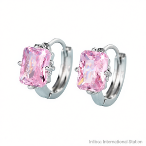 ต่างหูอินลิบก้า ฮักกี้สีขาวทองประดับคริสตัลไรน์สโตนทรงเรขาคณิตสำหรับผู้หญิงสวมใส่ทุกวันสไตล์คลาสสิก - Product Image 1