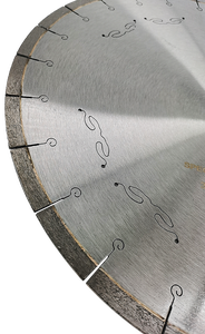 <span class=keywords><strong>Lame</strong></span> de <span class=keywords><strong>scie</strong></span> à disque diamantée industrielle de <span class=keywords><strong>600</strong></span> mm soudée au laser pour la découpe de granit/pierre, utilisation humide/sèche, haute efficacité, qualité professionnelle - Product Image 4