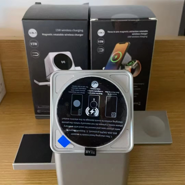 Transform Wireless Charger - Magnetic Wireless Charging Multi-functional Wireless Charger - Suitable for Mobile Phones.