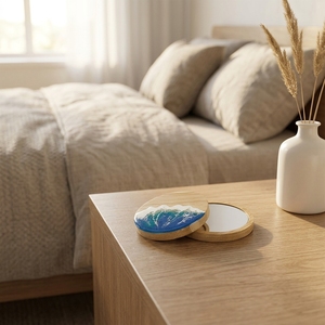 Miroir en <span class=keywords><strong>bois</strong></span> écologique, vente en gros, miroir compact en PU <span class=keywords><strong>pas</strong></span> <span class=keywords><strong>cher</strong></span>, miroir miniature mignon, logo personnalisé, miroir de poche pliable pour le maquillage des filles - Product Image 1