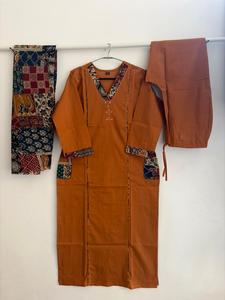 Ensemble Salwar Kameez en coton orange pour femmes, vêtements décontractés traditionnels indiens et pakistanais, coupe ample, longueur cheville, imprimé - Product Image 1