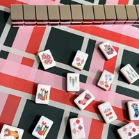 Maßgefertigtes 4-Schicht-Acryl-Mahjong Großhandel Weihnachts-Mahjong Graviertes Feiertagsspiel-Set, Boutique-Mahjong zur Unterhaltung