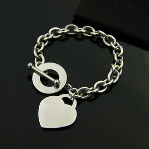 Bracelet <span class=keywords><strong>de</strong></span> <span class=keywords><strong>couple</strong></span> en émail bleu en forme <span class=keywords><strong>de</strong></span> cœur et <span class=keywords><strong>de</strong></span> pêche, pendentif anglais <span class=keywords><strong>de</strong></span> haute qualité <span class=keywords><strong>pour</strong></span> créateur <span class=keywords><strong>de</strong></span> mode - Product Image 3