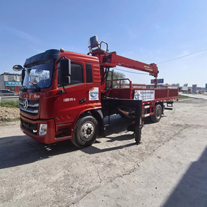 La carrosserie de la grue est compacte, le transfert est rapide et la grue est flexible - Product Image 1
