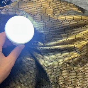 FUXIU TEXTILE Doublure fonctionnelle d'extérieur en polyester, membrane laminée en feuille thermique, doublure auto-absorbante de la chaleur - Product Image 1