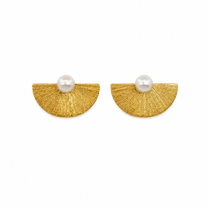 ชุดเครื่องประดับ UM Jewelry เงินแท้ 925 ประดับมุกธรรมชาติ ดีไซน์ Sunset Golden Sands ประกอบด้วยต่างหูและจี้ เหมาะสำหรับทุกเพศทุกวัย ใช้เป็นของขวัญในชีวิตประจำวัน - Product Image 2