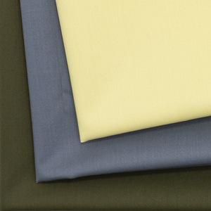 Tissu sergé non extensible en polyester et coton, résistant aux plis, pour l'été, en stock, couleur kaki, pour vêtements de travail - Product Image 1