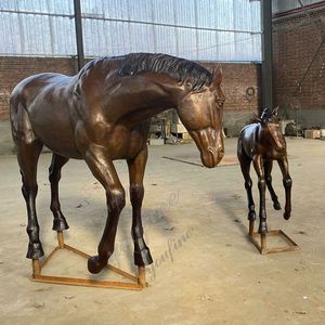Statue de cheval en bronze de haute qualité jument et sculpture de <span class=keywords><strong>poulain</strong></span> à vendre - Product Image 1