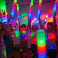 Palos de Espuma LED con Luz Brillante y Logotipo Personalizado a Precio de Fábrica, Multiusos para Conciertos, Decoración de Fiestas de Graduación