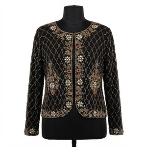 Chaqueta Negra de Alta Costura con Adornos Florales de Cuentas Intrincadas y Detalles de Cristales Rojo Rubí - Product Image 3
