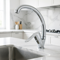 Robinet de cuisine moderne monotrou en alliage de zinc avec cartouche céramique, idéal pour les cuisines d'hôtels et d'appartements