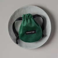 Pochette à bijoux en velours de luxe avec cordon de serrage, plusieurs tailles, logo personnalisé, sac d'emballage cadeau pour bijoux