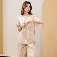 Ensemble pyjama 2 pièces en coton et soie imprimé floral pour femme, coupe ample, manches courtes, pantalon mi-mollet, col rond, idéal printemps-été-automne