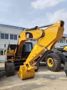 รถขุดตีนตะขาบไฮดรอลิกแบบใช้แล้วพร้อมปั๊มกระปุกเกียร์สำหรับ315D2L ผลิตจากญี่ปุ่นน้ำหนัก17ตัน - Product Image 3