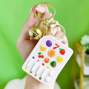 Mini consola de juegos máquina de lotería de frutas consola de juegos <span class=keywords><strong>digital</strong></span> llavero juguete de rompecabezas divertido para niños - Product Image 4