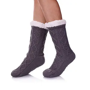 WomenのSuper Soft Warm Cozy Fuzzy Fleece裏地Twist Non-Slip Winter ChristmasギフトSlipper Socks