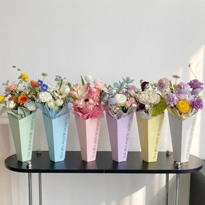 Carta Riciclata <span class=keywords><strong>per</strong></span> Confezionamento Bouquet Floreali in 6 Colori Misti, <span class=keywords><strong>per</strong></span> Fioristi, Matrimoni, Compleanni, Lauree, <span class=keywords><strong>San</strong></span> <span class=keywords><strong>Valentino</strong></span> - Product Image 1