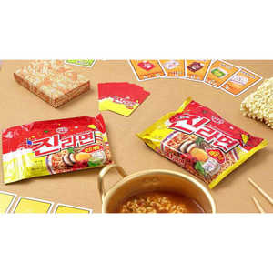 Ottogi Jin Ramyeon Korea Fury Board Game - Un jeu de société amusant et passionnant sur le thème du ramen coréen - Product Image 3