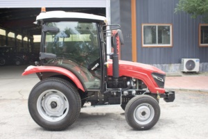 Tractor Agrícola Compacto de 50HP 4WD con Neumáticos Estrechos para Uso en Viñedos y Huertos Frutales - Product Image 6