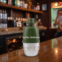 Frasco de cantimplora de agua de plástico ruso de 800ml con taza de aluminio de 350ml con asa y bolsa de tela