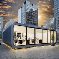 Capsule mobile commerciale de luxe, maison sur roues, design en verre trempé, panneau sandwich en acier, aménagée pour usage extérieur (école, boutique)