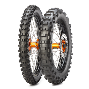 TRENO Rubber Metzeler MCE 6 Days Extreme Tubeless Tire 90/90 21 M/C 54R M + S 140/80 18 M/C 70M + S Soft 6 Days Extreme Series - Product Image 1