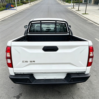 Pick-up diesel d'occasion 2025 JMC Baodian 2.5T Automatique Diesel 4x4 Camions pick-up chinois
